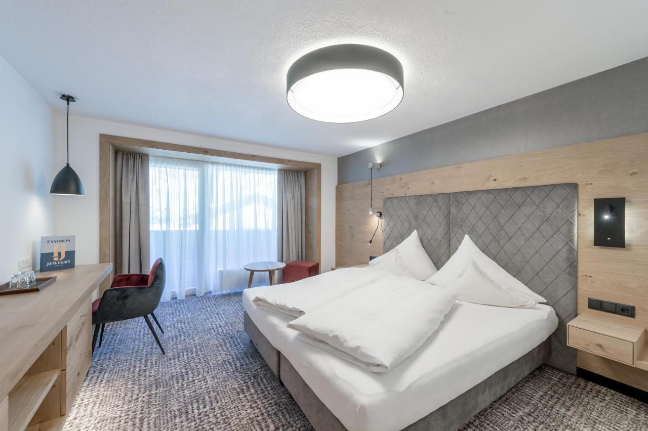 Hotel Grauer Baer Solden Exterior photo